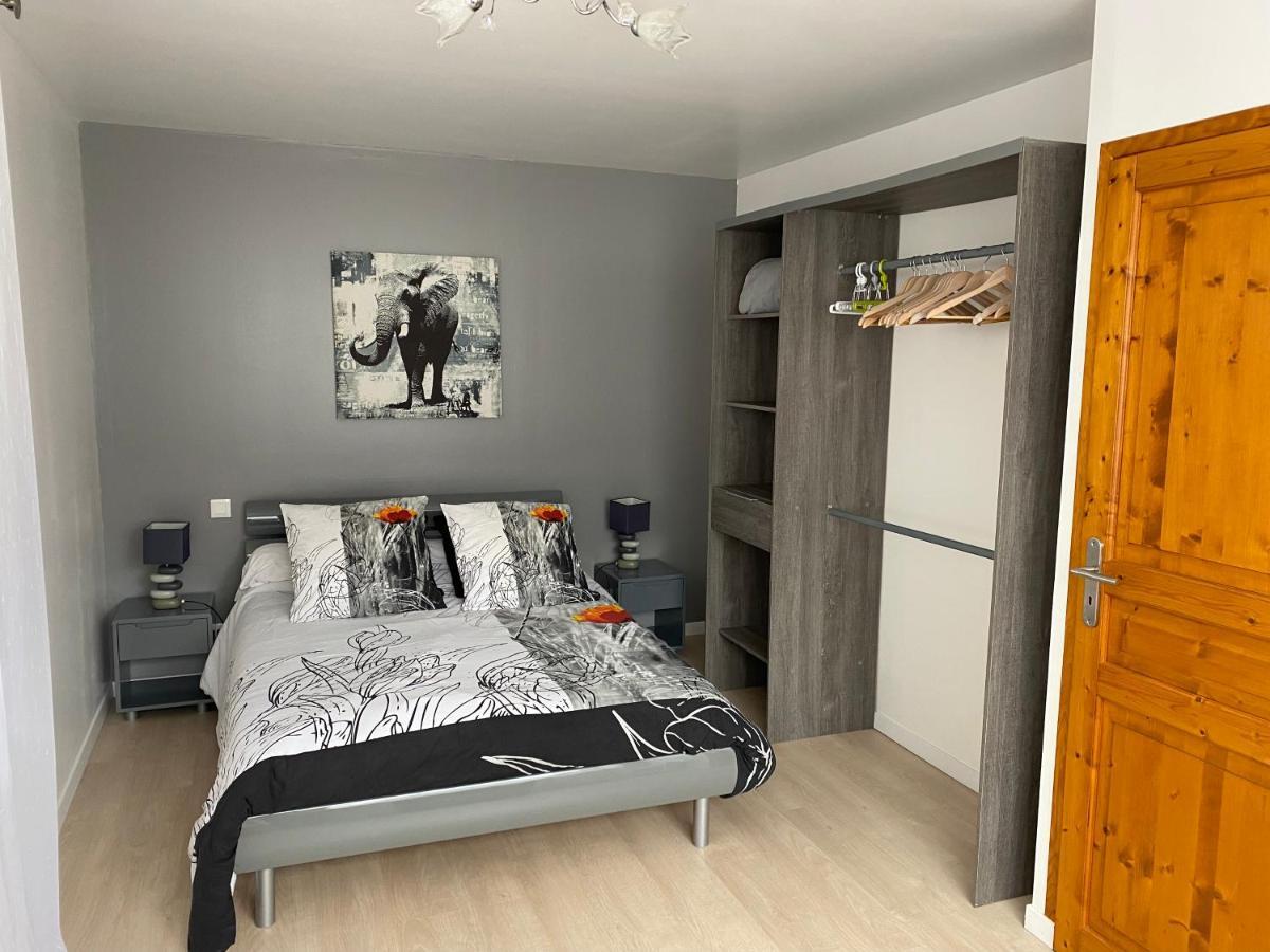Appartement Neuf Et Moderne Saint-Palais  Екстериор снимка