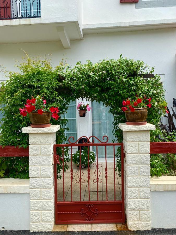Appartement Neuf Et Moderne Saint-Palais  Екстериор снимка